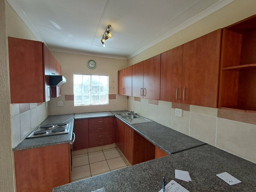 2 Bedroom Property for Sale in Winchester Hills Gauteng