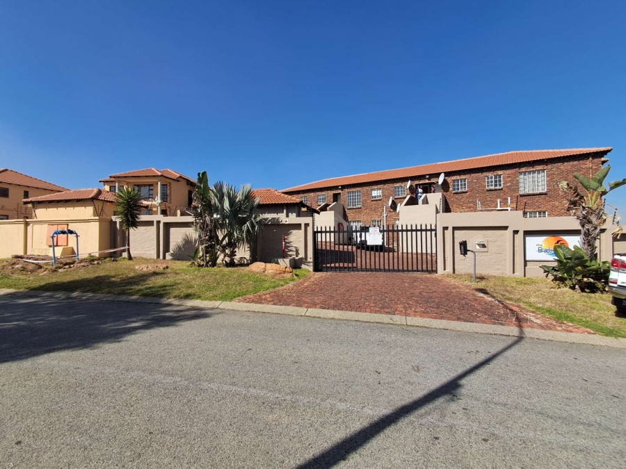 2 Bedroom Property for Sale in Winchester Hills Gauteng