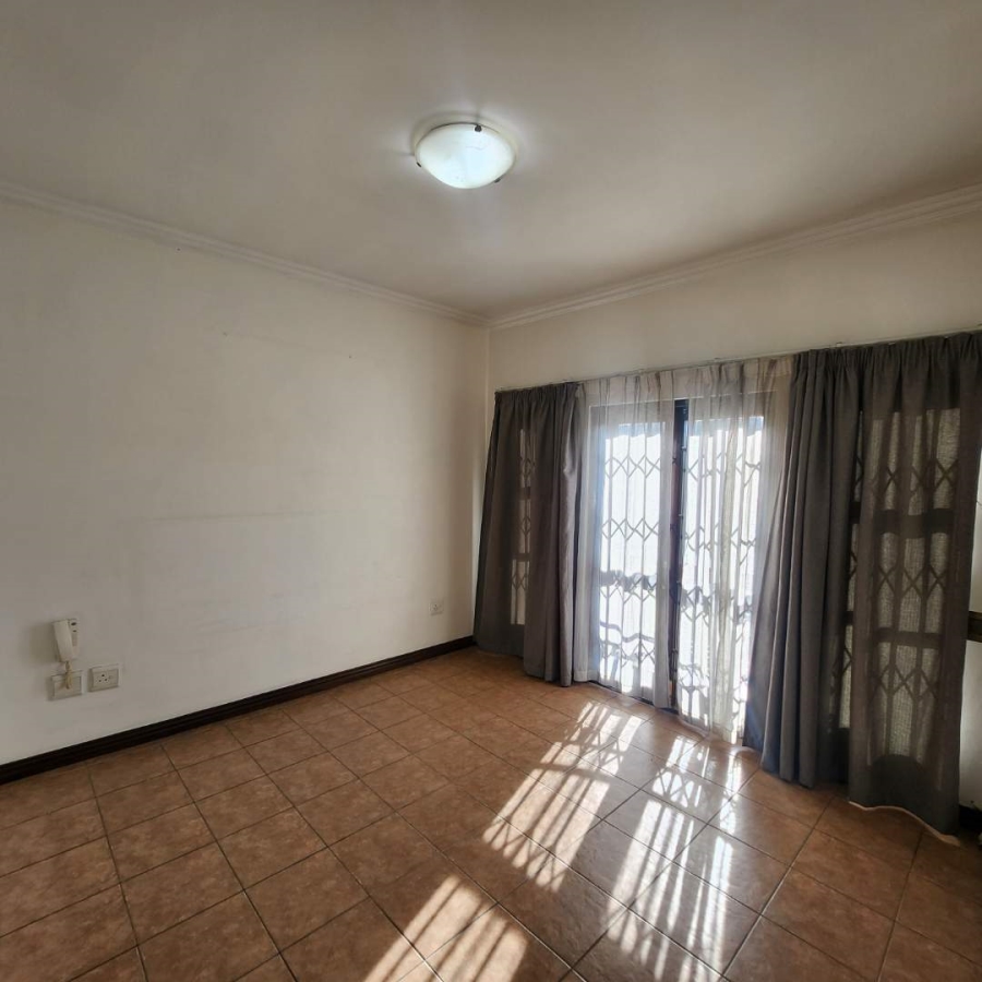 2 Bedroom Property for Sale in Bassonia Gauteng