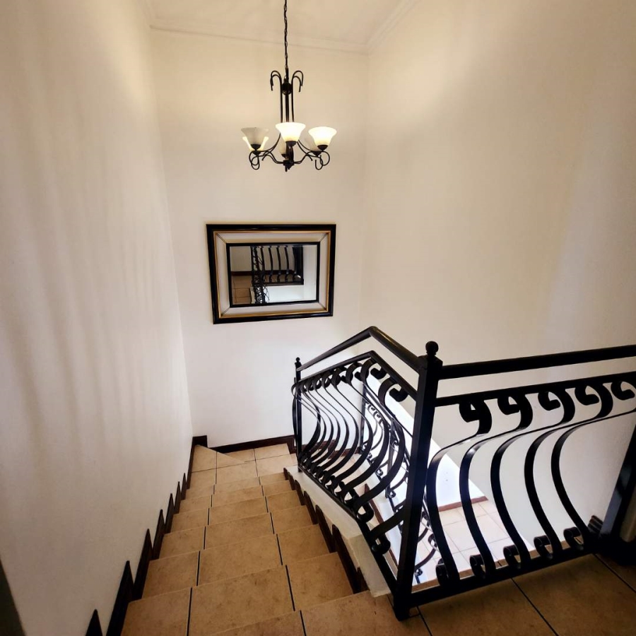 2 Bedroom Property for Sale in Bassonia Gauteng
