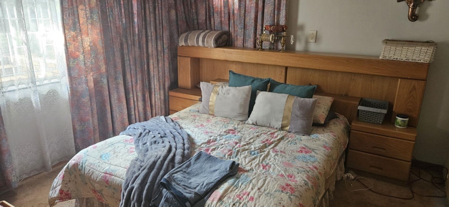 3 Bedroom Property for Sale in Laudium Ext 3 Gauteng