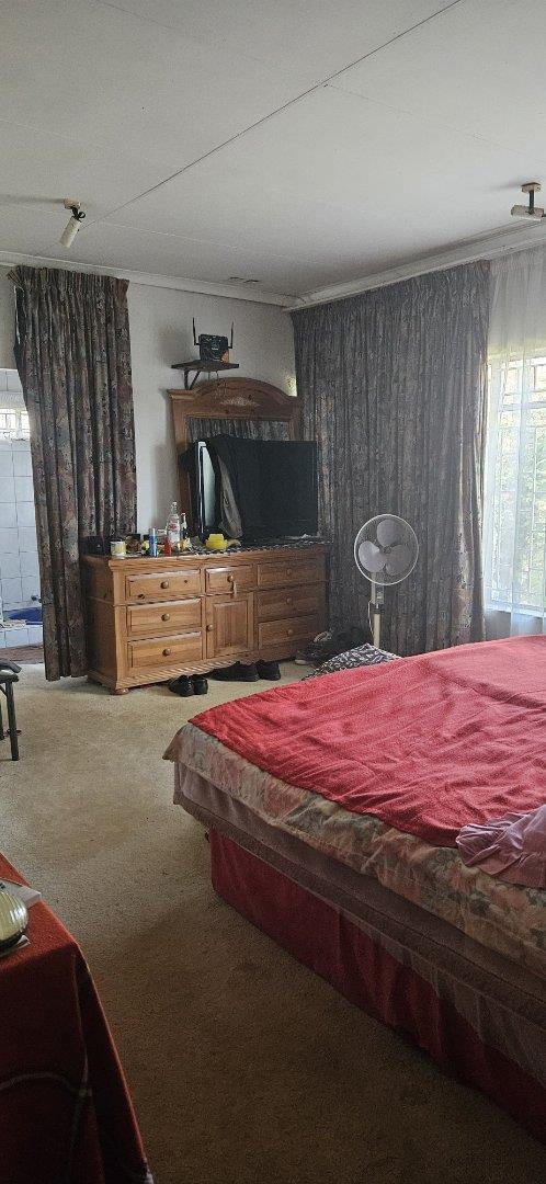 3 Bedroom Property for Sale in Laudium Ext 3 Gauteng