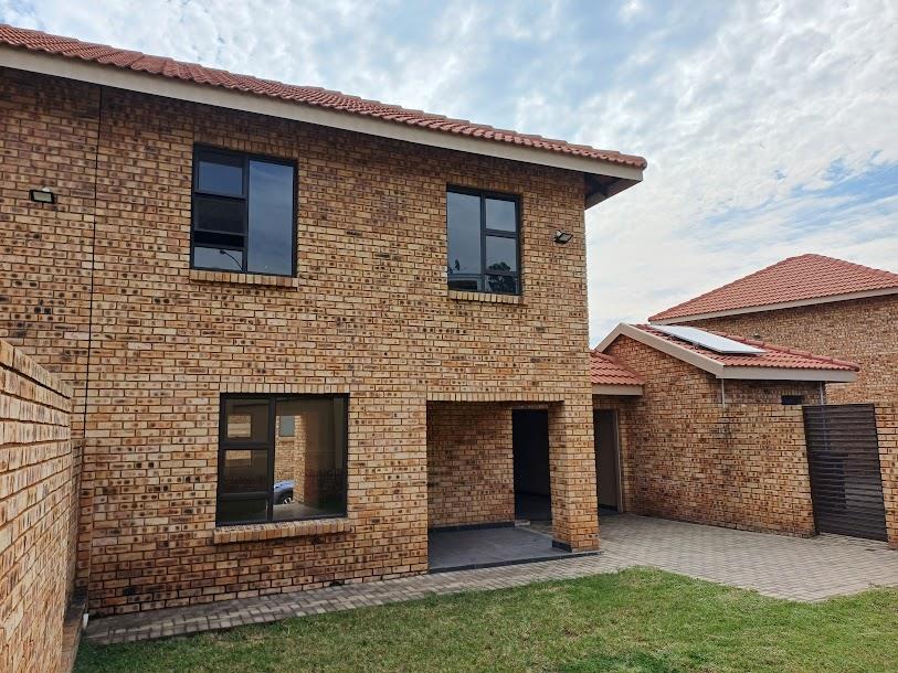 2 Bedroom Property for Sale in Elandshaven Gauteng