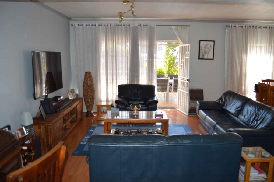 3 Bedroom Property for Sale in New Redruth Gauteng