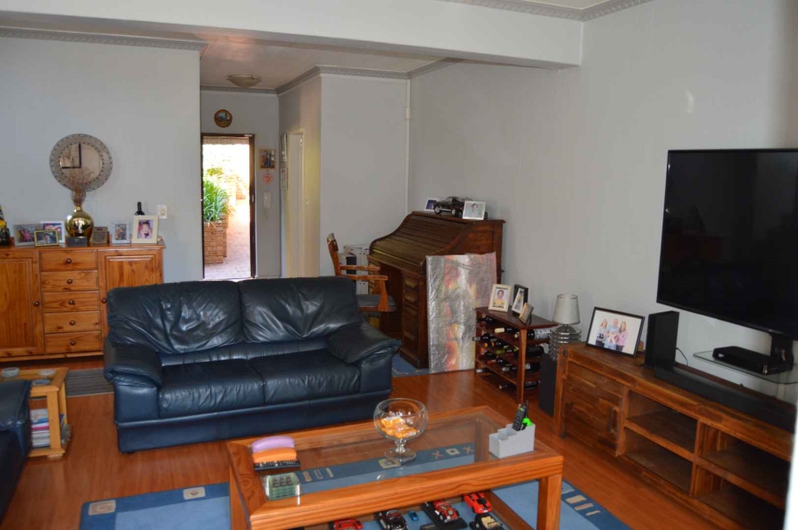 3 Bedroom Property for Sale in New Redruth Gauteng