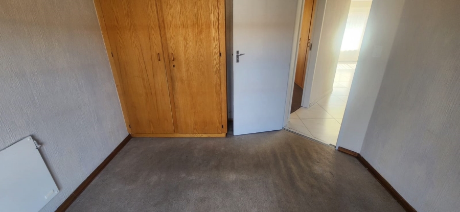 3 Bedroom Property for Sale in Die Hoewes Gauteng