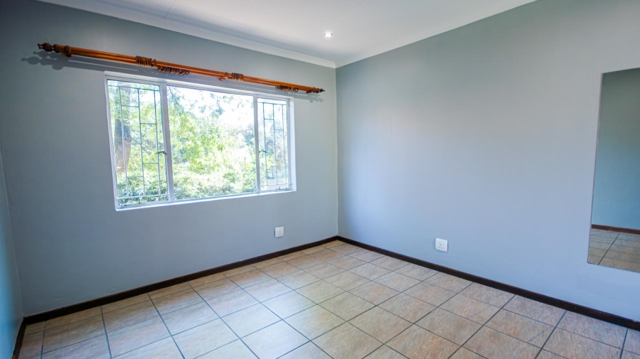 To Let 5 Bedroom Property for Rent in Garsfontein Gauteng