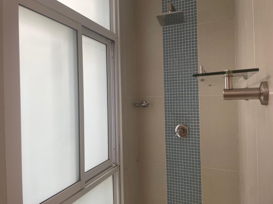 To Let 2 Bedroom Property for Rent in Illovo Gauteng