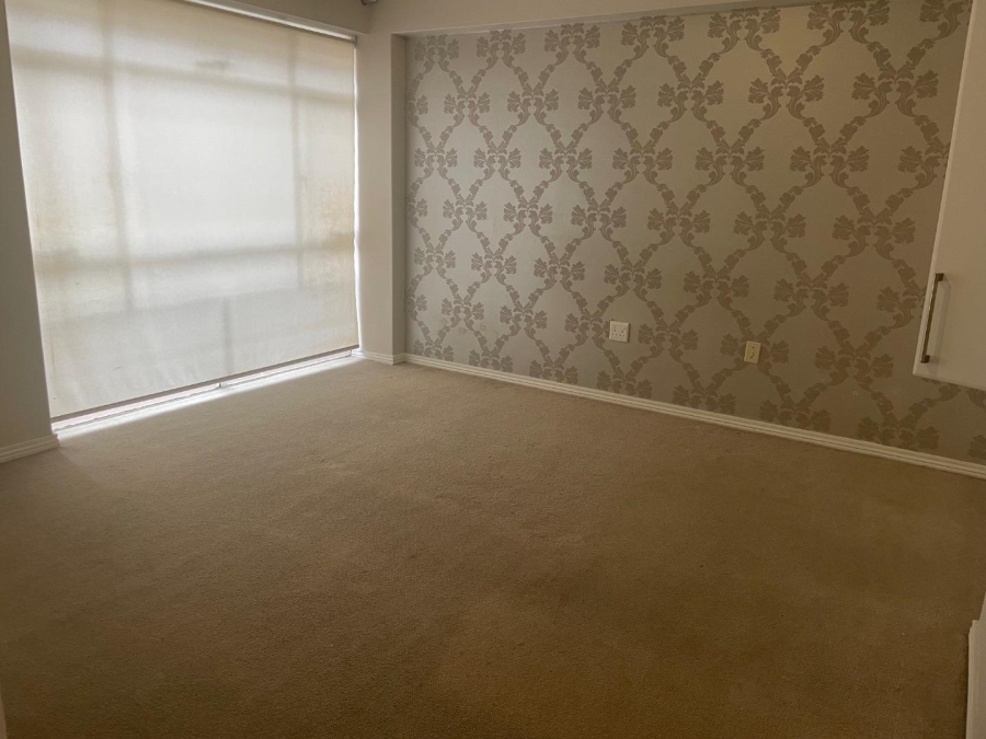 To Let 2 Bedroom Property for Rent in Illovo Gauteng