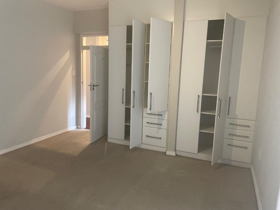 To Let 2 Bedroom Property for Rent in Illovo Gauteng
