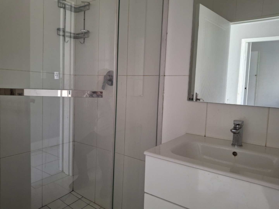 To Let 1 Bedroom Property for Rent in Morningside Gauteng