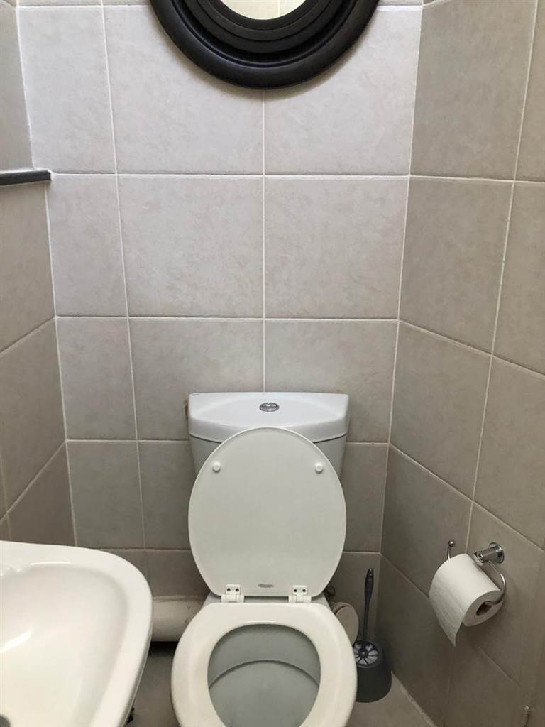 To Let 2 Bedroom Property for Rent in Illovo Gauteng