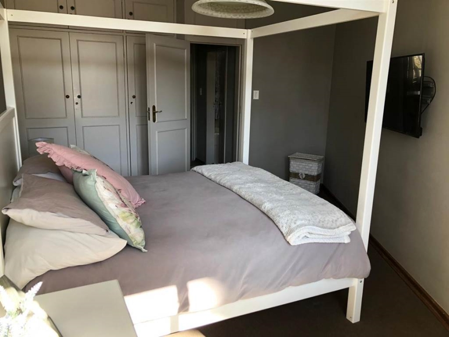 To Let 2 Bedroom Property for Rent in Illovo Gauteng