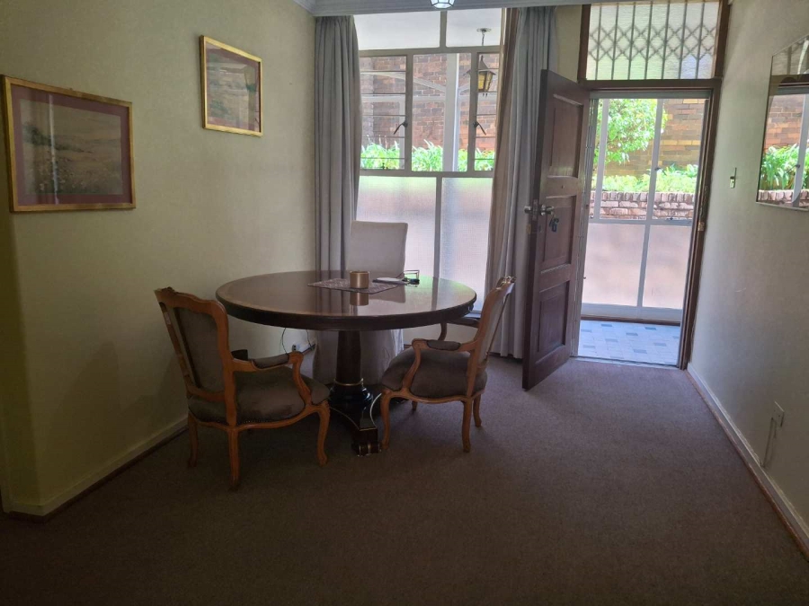To Let 1 Bedroom Property for Rent in Sandown Gauteng