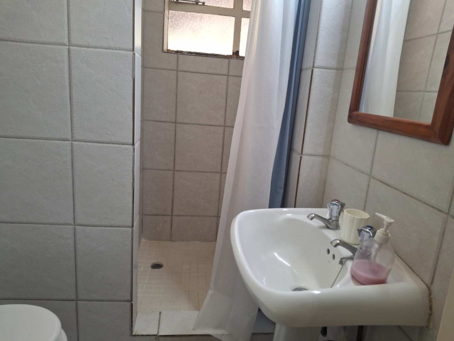 To Let 1 Bedroom Property for Rent in Sandown Gauteng