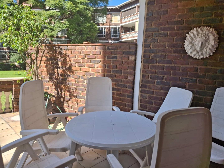 To Let 1 Bedroom Property for Rent in Sandown Gauteng