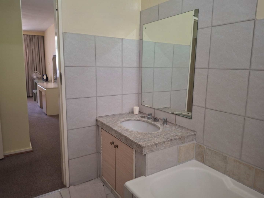 To Let 1 Bedroom Property for Rent in Sandown Gauteng