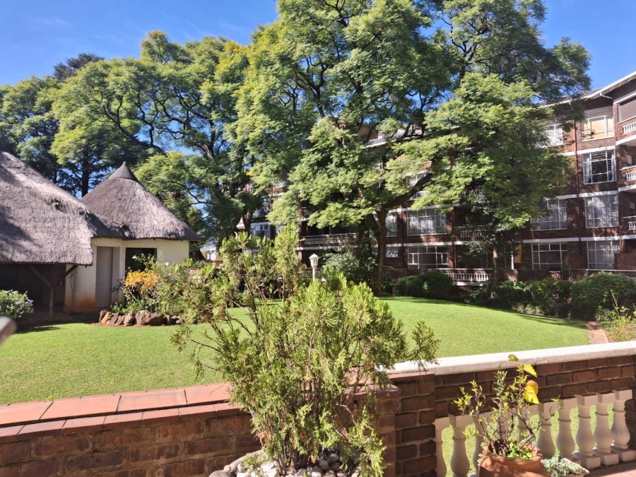 To Let 1 Bedroom Property for Rent in Sandown Gauteng