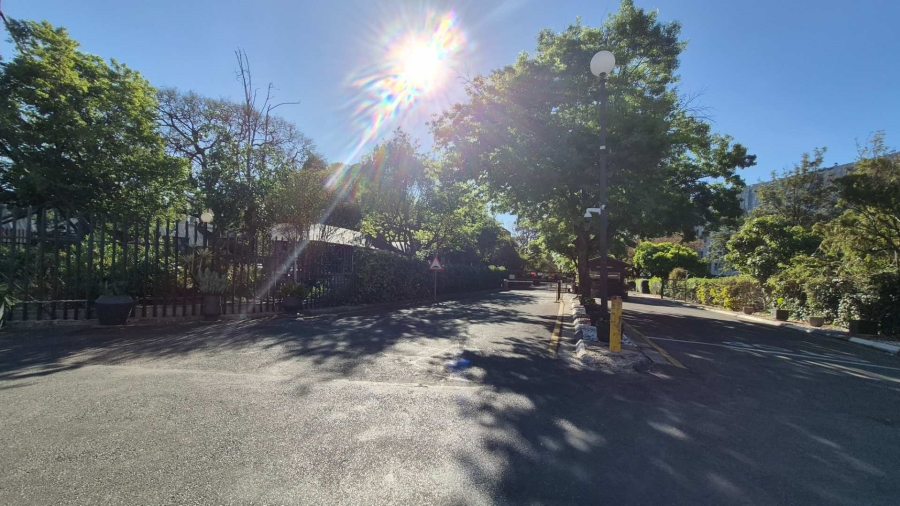 2 Bedroom Property for Sale in Parkmore Gauteng