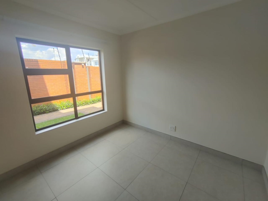 To Let 3 Bedroom Property for Rent in Founders Hill Gauteng