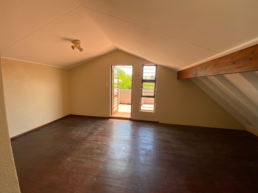 2 Bedroom Property for Sale in Weltevreden Park Gauteng