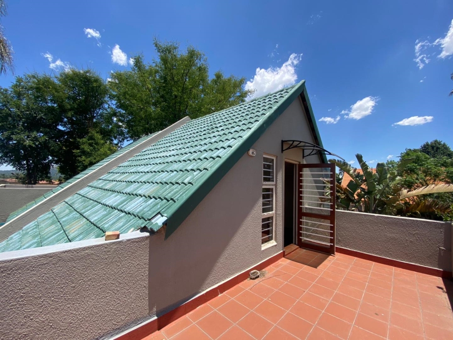 2 Bedroom Property for Sale in Weltevreden Park Gauteng