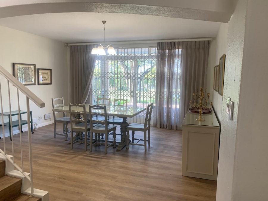 To Let 3 Bedroom Property for Rent in Illovo Gauteng