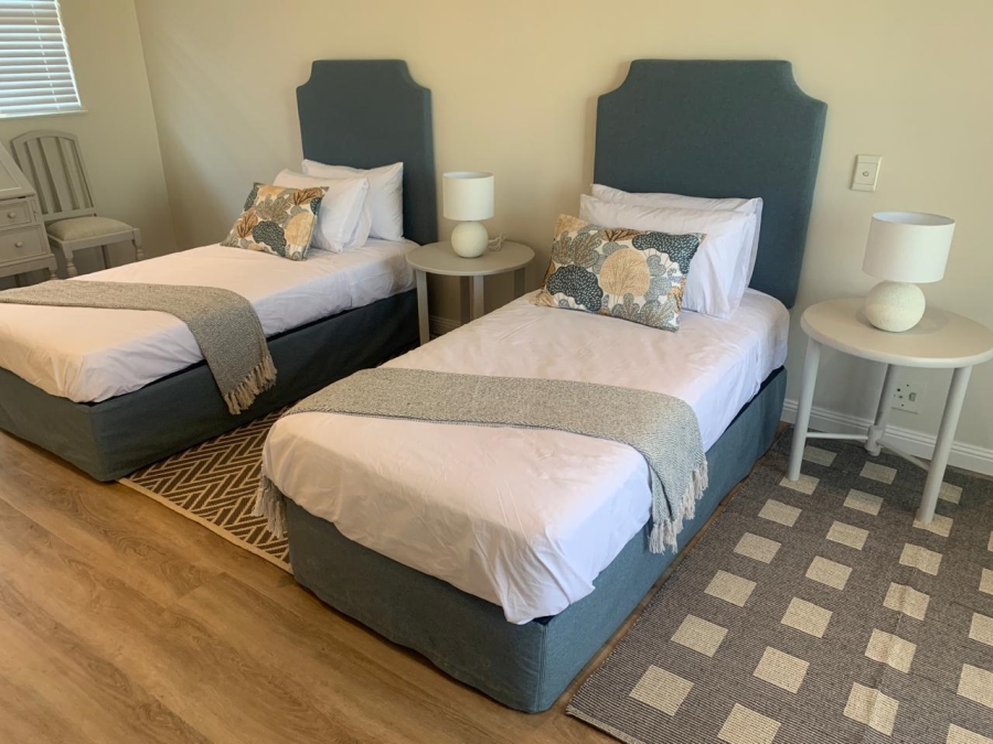 To Let 3 Bedroom Property for Rent in Illovo Gauteng