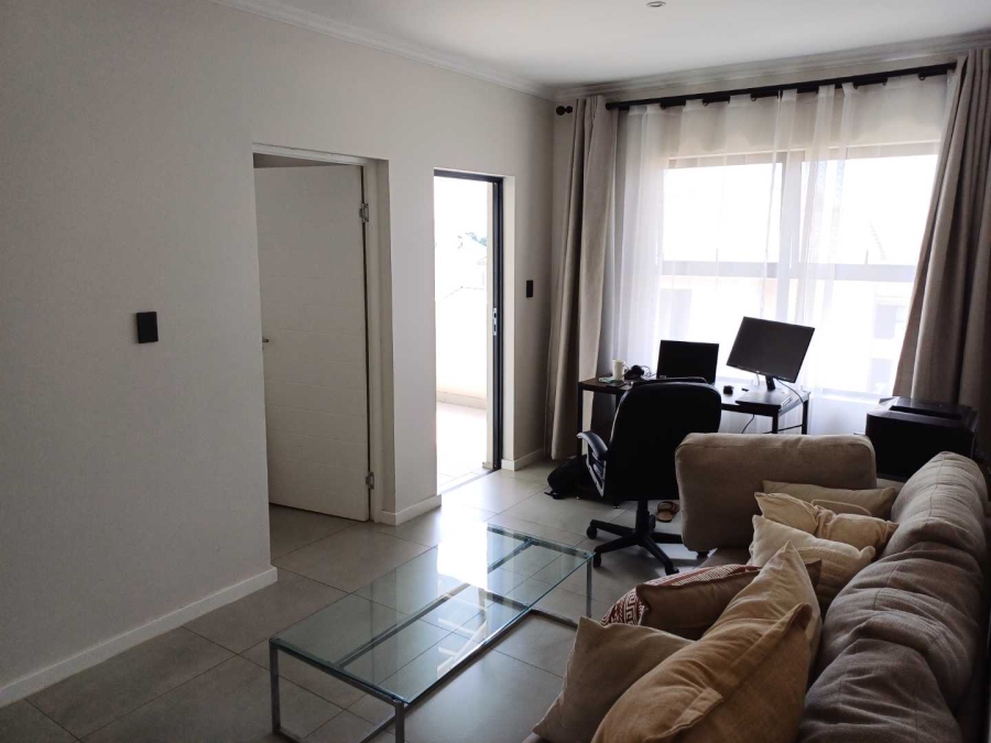 To Let 4 Bedroom Property for Rent in Ruimsig Gauteng