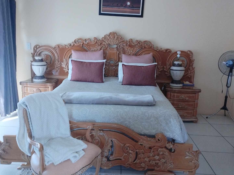 To Let 6 Bedroom Property for Rent in Silverton Gauteng