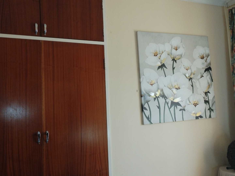 To Let 6 Bedroom Property for Rent in Silverton Gauteng