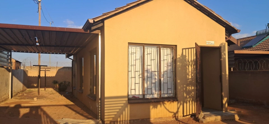 To Let 3 Bedroom Property for Rent in Soshanguve WW Gauteng