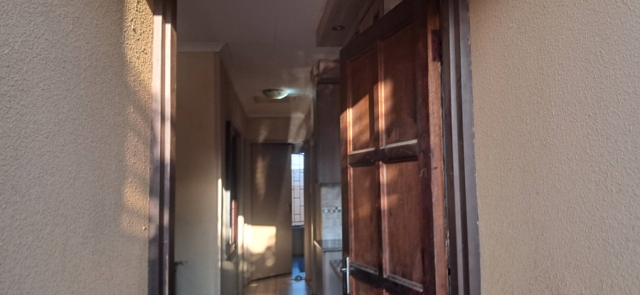 To Let 3 Bedroom Property for Rent in Soshanguve WW Gauteng