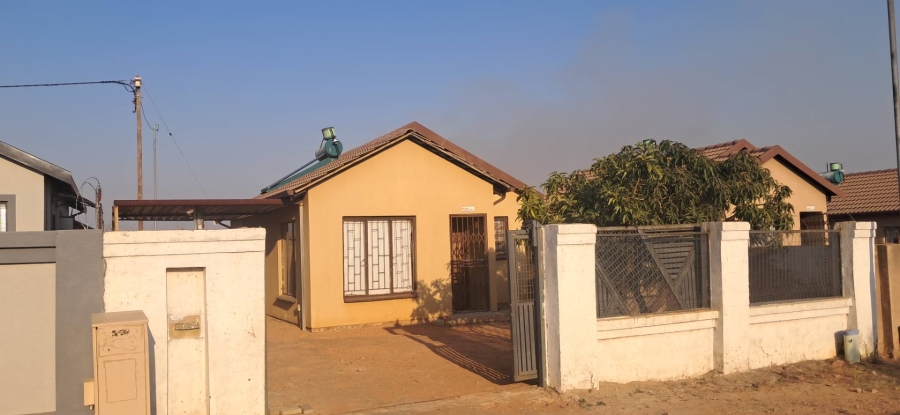 To Let 3 Bedroom Property for Rent in Soshanguve WW Gauteng