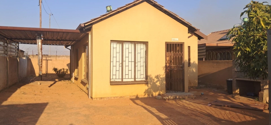 To Let 3 Bedroom Property for Rent in Soshanguve WW Gauteng