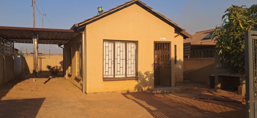 To Let 3 Bedroom Property for Rent in Soshanguve WW Gauteng