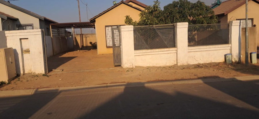 To Let 3 Bedroom Property for Rent in Soshanguve WW Gauteng