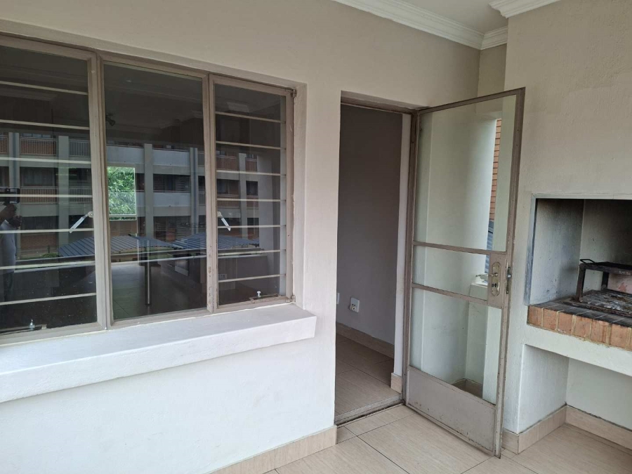 2 Bedroom Property for Sale in Waverley Gauteng
