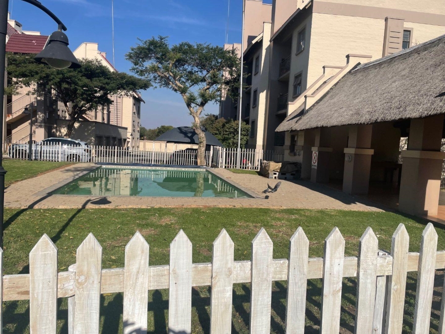 1 Bedroom Property for Sale in Sundowner Gauteng