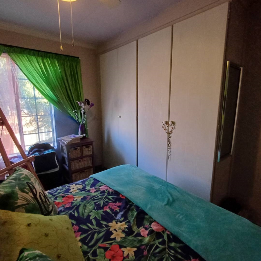 2 Bedroom Property for Sale in Annlin Gauteng