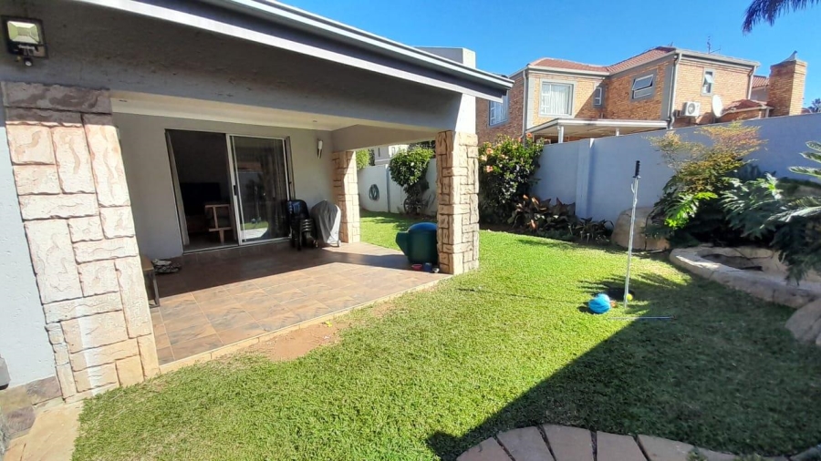 4 Bedroom Property for Sale in Glen Marais Gauteng
