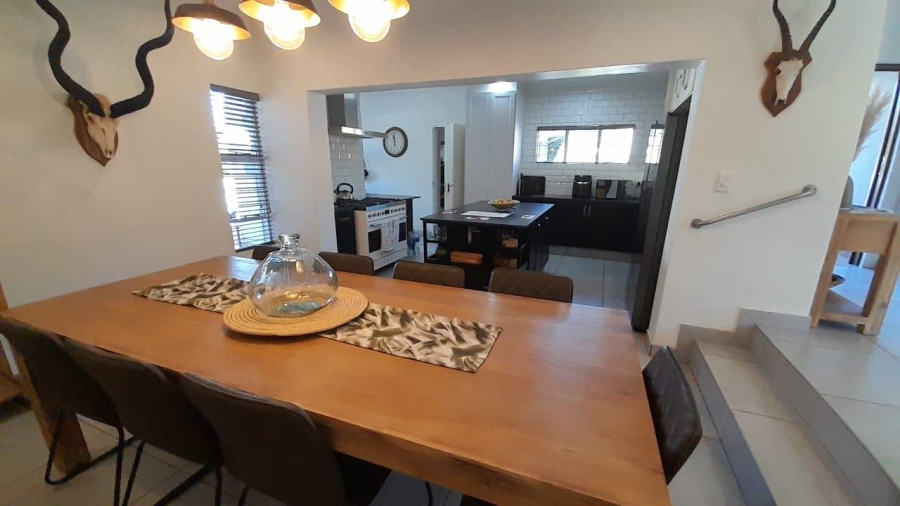 4 Bedroom Property for Sale in Glen Marais Gauteng
