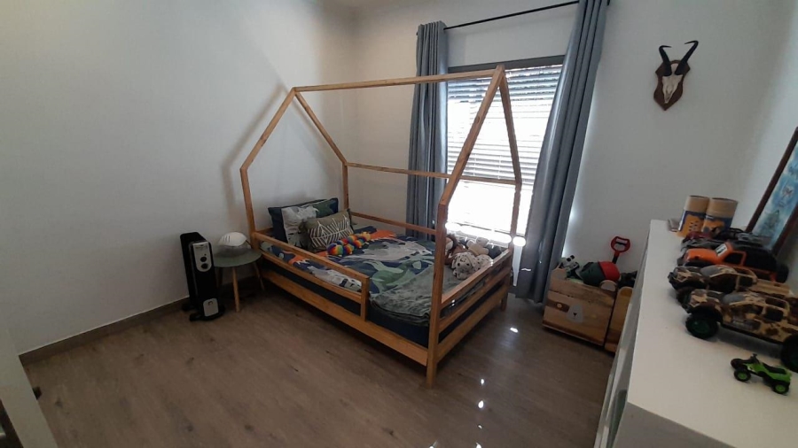 4 Bedroom Property for Sale in Glen Marais Gauteng