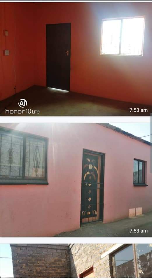 8 Bedroom Property for Sale in Orange Farm Gauteng