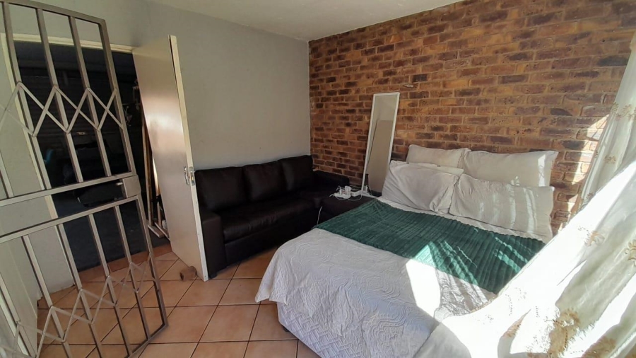 3 Bedroom Property for Sale in Glen Marais Gauteng