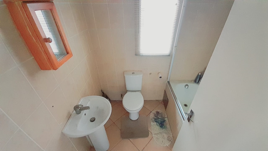 3 Bedroom Property for Sale in Glen Marais Gauteng