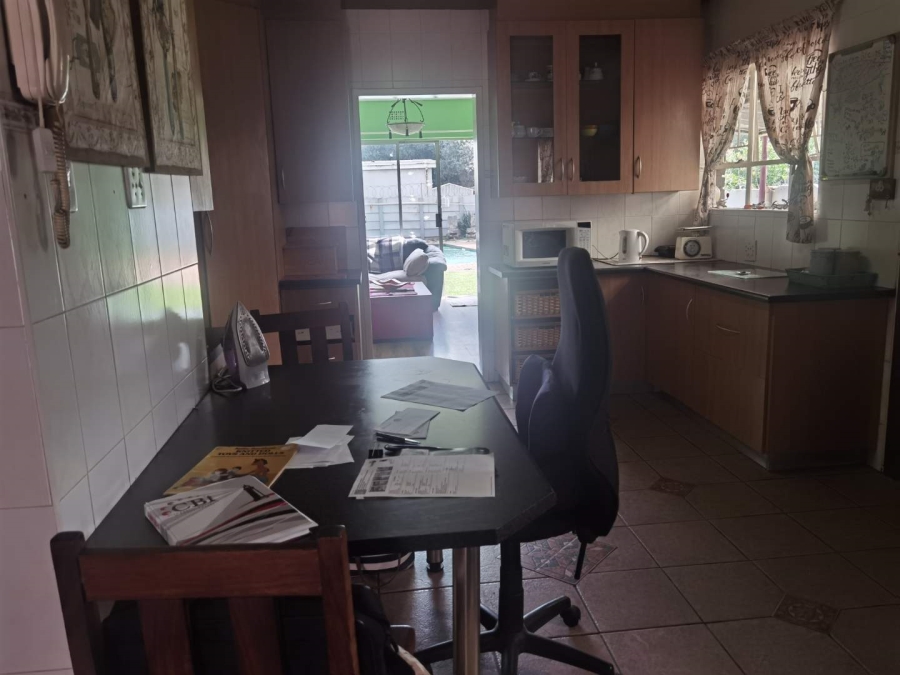 4 Bedroom Property for Sale in Birchleigh Gauteng