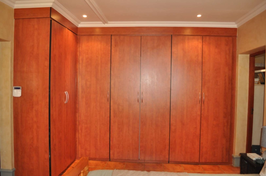 2 Bedroom Property for Sale in Olympus Gauteng