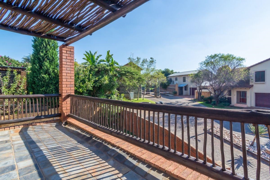 3 Bedroom Property for Sale in Roodepoort Gauteng