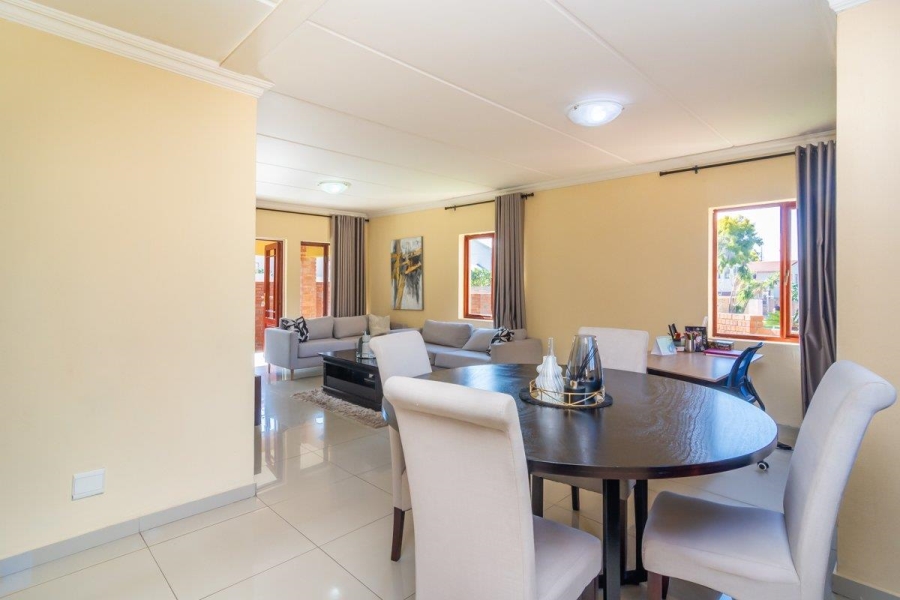 3 Bedroom Property for Sale in Roodepoort Gauteng